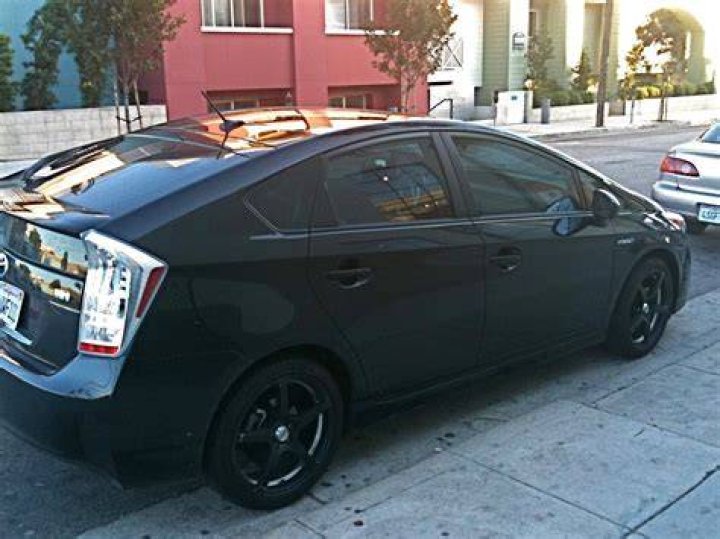 prius stationary prius stationary