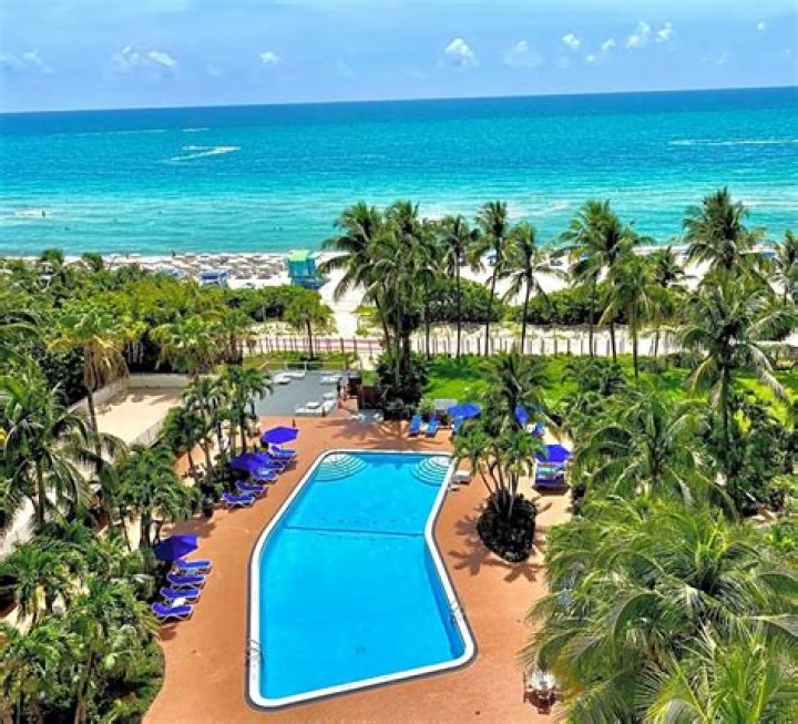 Radisson Resort Miami Beach, 4343 Collins Avenue, Miami Beach, FL