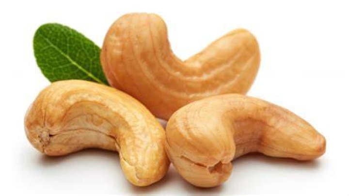 Read This Before You Eat Your Next Cashew