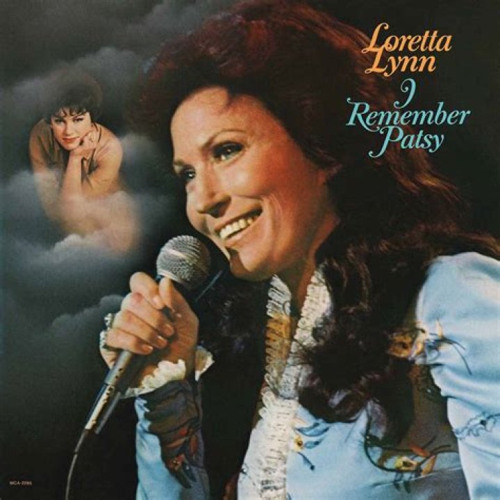 Reba McEntire's Tribute To Loretta Lynn Will Leave You In Tears