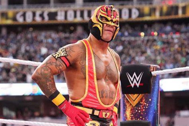Rey Mysterio at the WWE HOF 