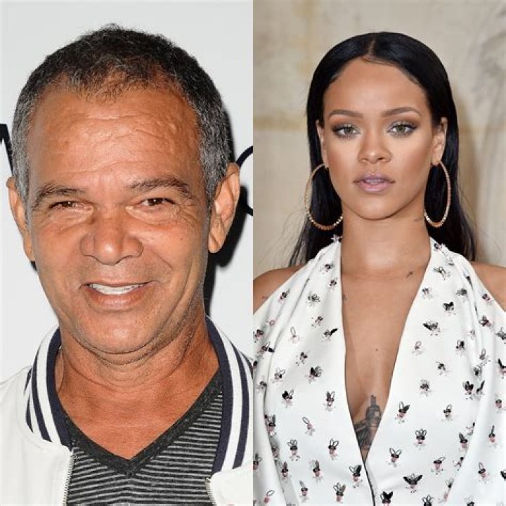 Rihanna Is Allegedly Suing Her Father For Using The &ldquo;Fenty&rdquo; Name To