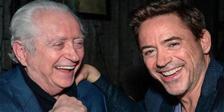 Robert John Downey Sr