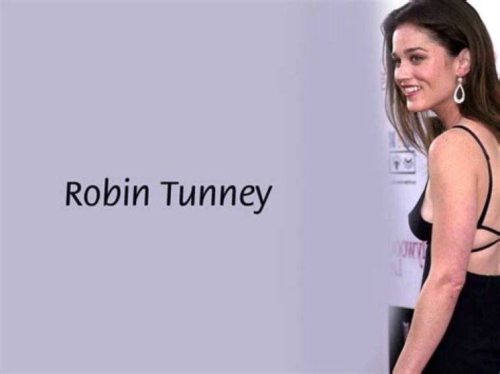 Robin Tunney (Mentalist) Maman &agrave; 47 ans pour la deuxi&egrave;me fois