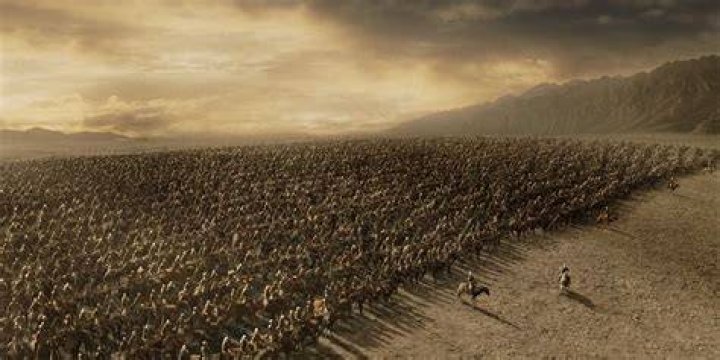 Rohan Cavalry before the attack in The Lord of the Rings: Return of the King.