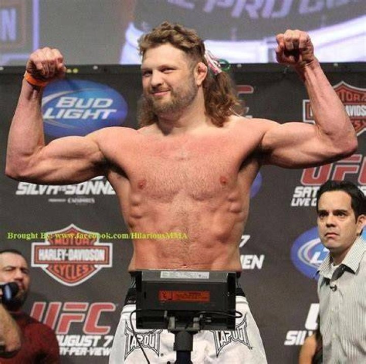 Roy Nelson height