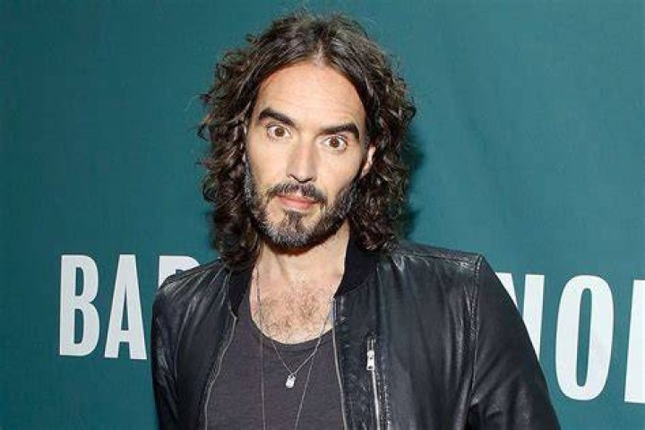 Russell Brand as Melvin Van Horne in The Simpsons