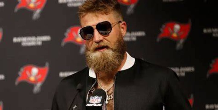 Ryan Fitzpatrick Net worth, Age: Kids, Wife, Bio-Wiki, Weight