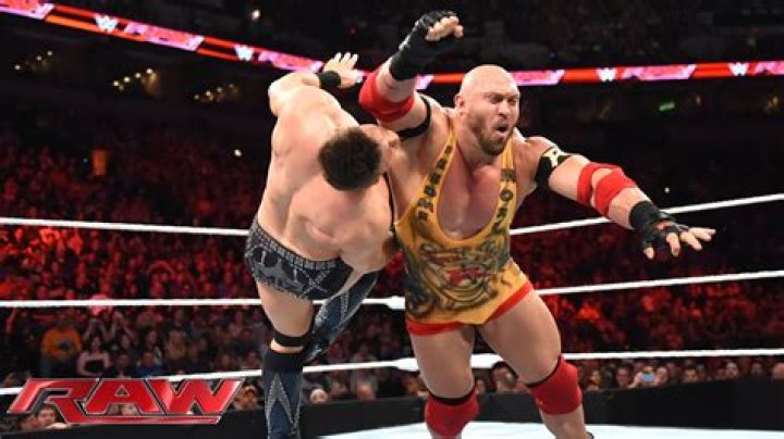 Ryback vs. The Miz