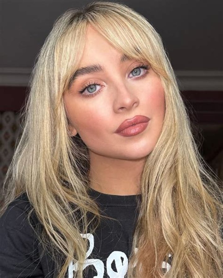 Sabrina Carpenter, Blonde Hair Inspiration, Hair Inspo Color, Medium