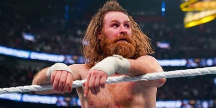 Sami Zayn loses in Canada Cropped