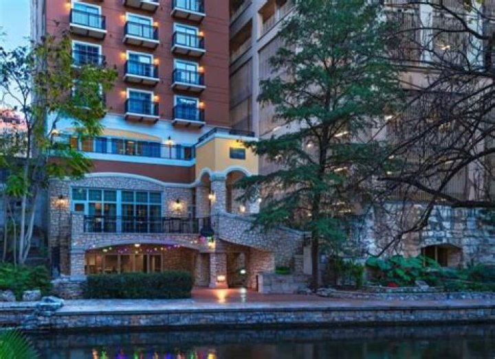 San Antonio Marriott Riverwalk Henry B. Gonzalez Convention Center 