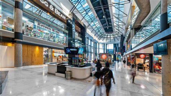 Sandton City Ccothing stores