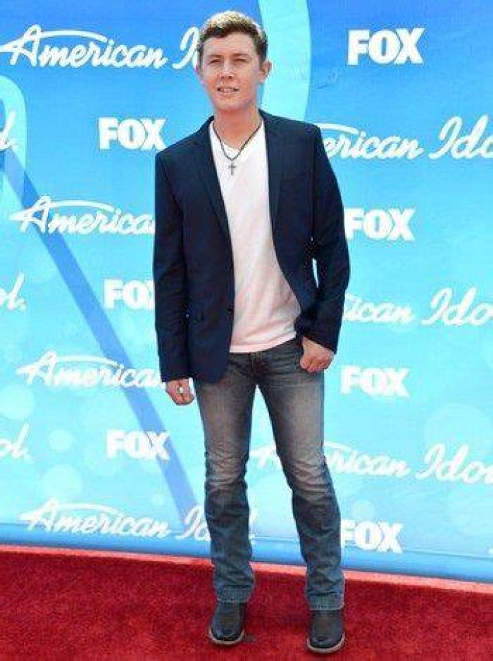 Scotty McCreery Height Weight Body Statistics Healthy Celeb