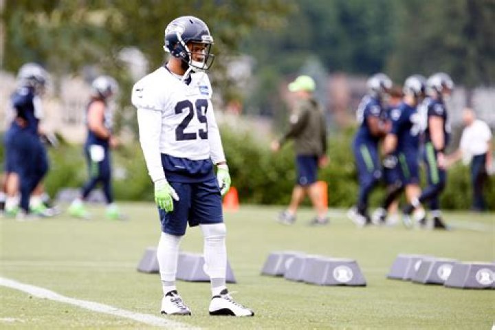 Seahawks & Earl Thomas Rumored To Have No Talks During Contract Issues