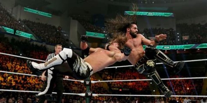 Seth Rollins v AJ Styles Money in the Bank 2019 Cropped