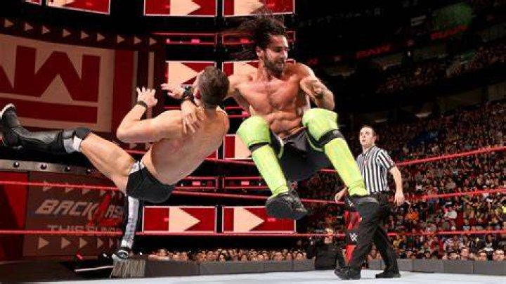 Seth Rollins v Finn Balor Raw May 8, 2023 Cropped