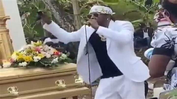 Shabba Ranks Emotional Speech At Mama Christie&rsquo;s Funeral Radio Dubplate