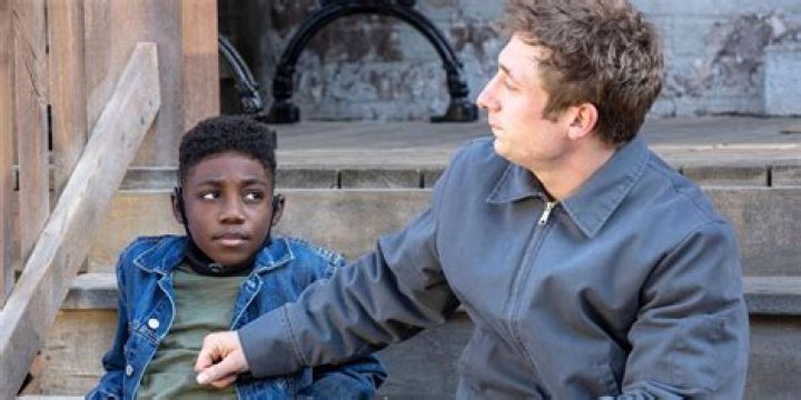 Shameless Season 11 Liam and Lip