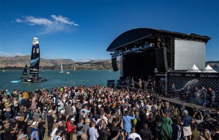 Shapeshifter will perform at Beach Break.
