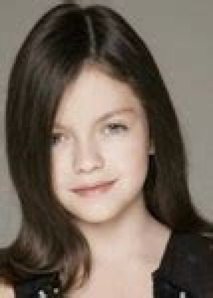 Shaula Ponce Fan Casting