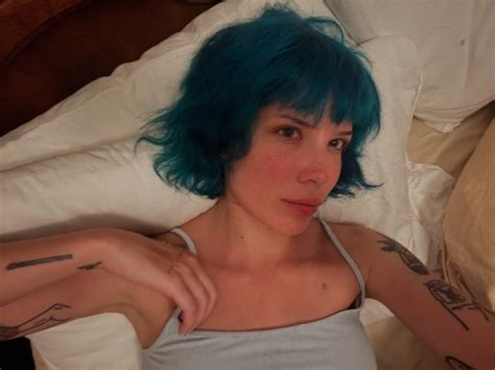Shekinah-Instaram Post-Halsey