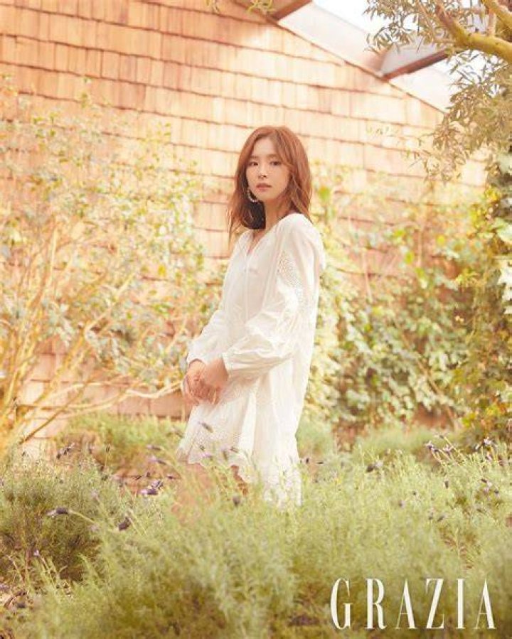 Shin Se Kyung Talks About Reuniting With Kim Rae Won In &ldquo;Black Knight