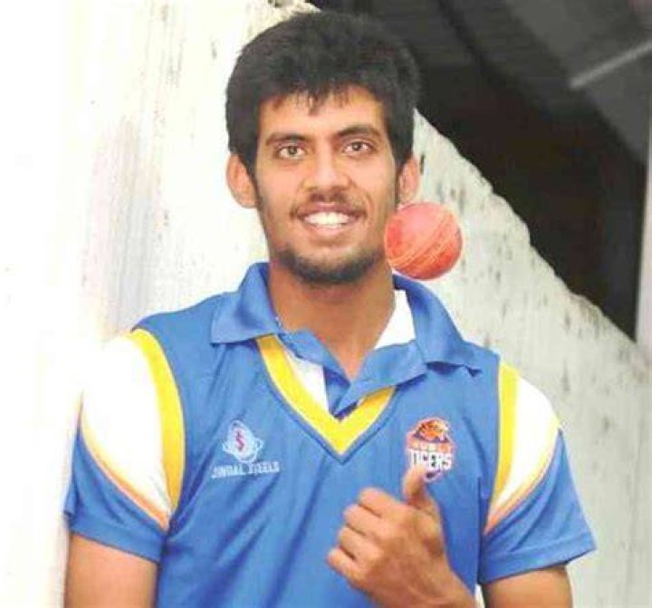 Shivil Kaushik Picture
