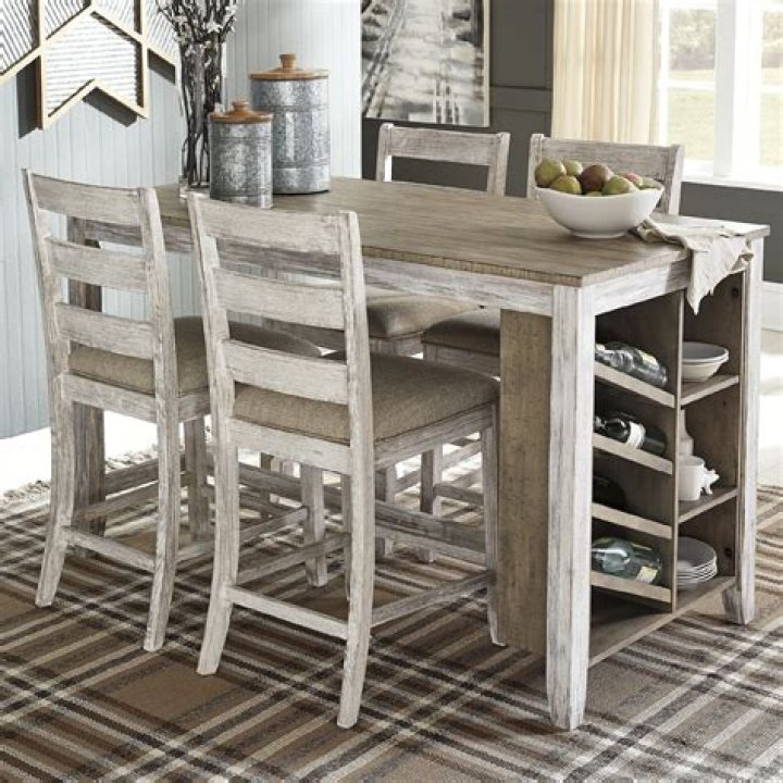 Signature Design by Ashley Charrell 5 Piece Round Dining Table Set with