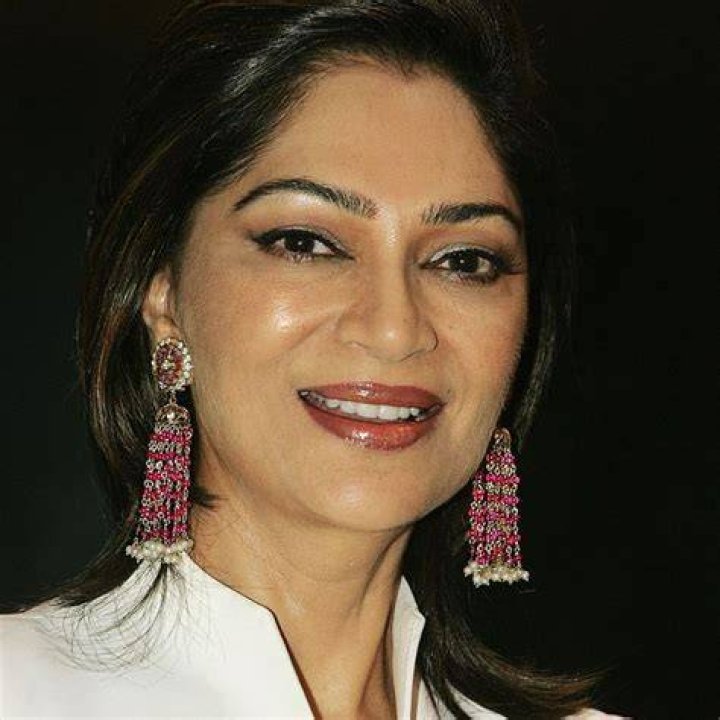 Simi Garewal Images