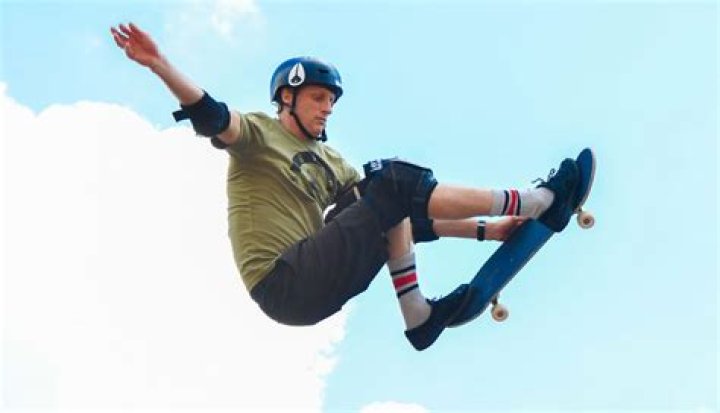 Skateboarding Icon Tony Hawk Shouts in Awe as the X-Games Winner Drops an
Unbelievable Trick
