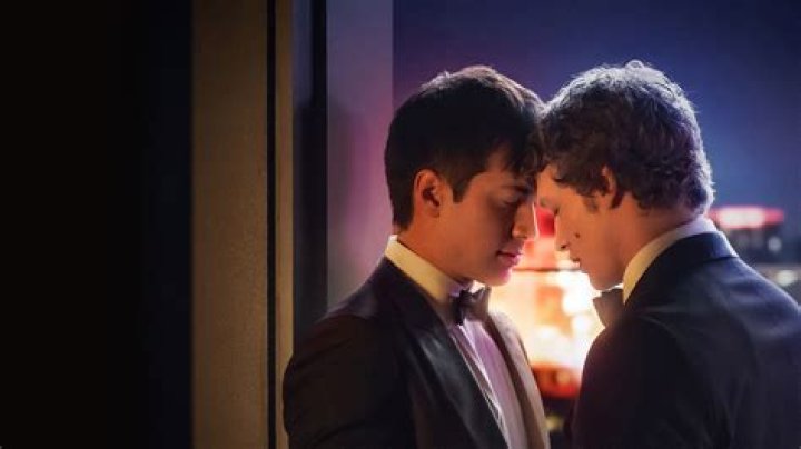Solo and Illya ride on a motor scooter in The Man From U.N.C.L.E.