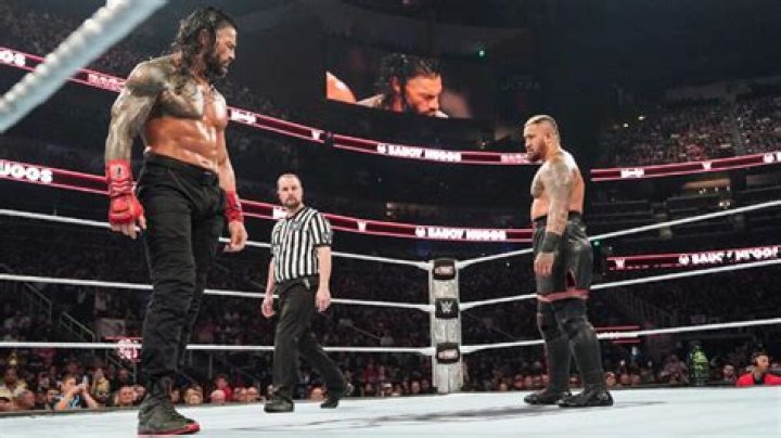 solo sikoa and roman reigns