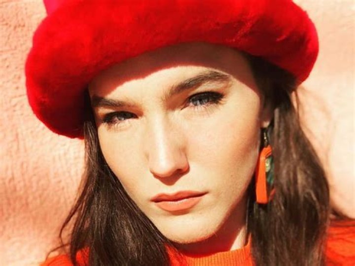 Sophie Hawley Weld Biography, Age, Height, Facts, Net Worth StarsWiki