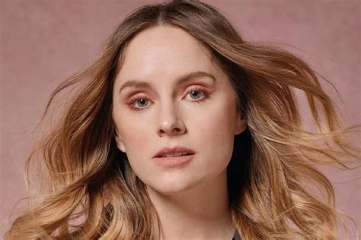 Sophie Rundle net worth