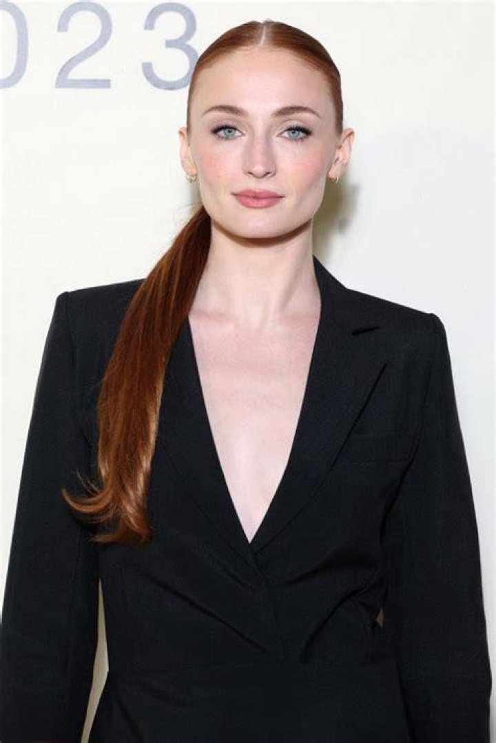 Sophie Turner's Jean Grey using power in X-Men Dark Phoenix