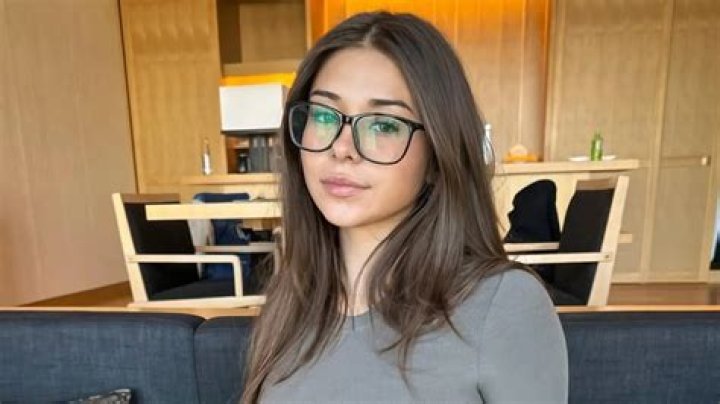 sophieraiin Nude Leaks OnlyFans Fapezy