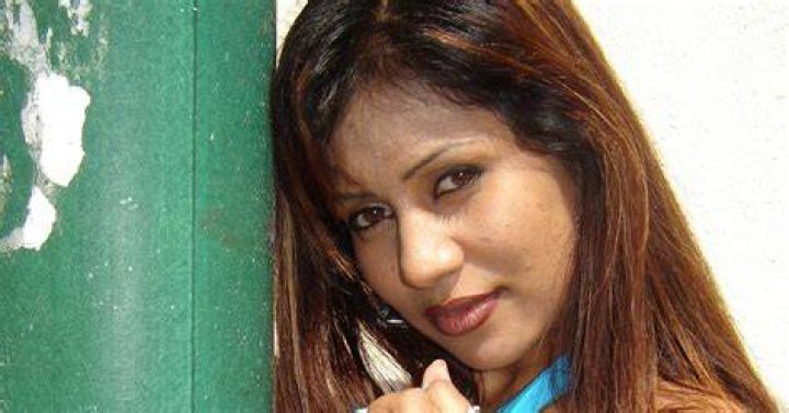 Sri Lankan Pop Artist Teesha Hots Live