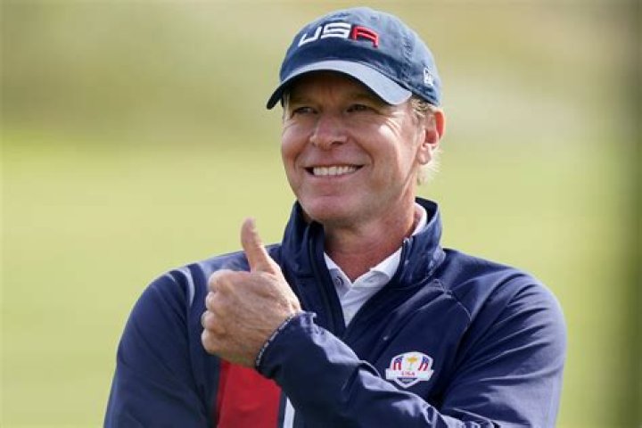 Steve Stricker's Journey Battling Cancer With His Wife