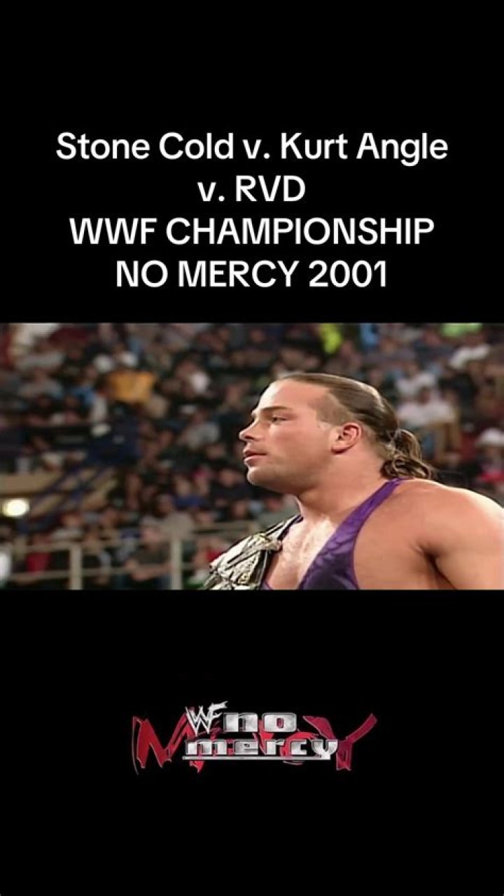 Stone Cold v Kurt Angle SummerSlam 2001 Cropped