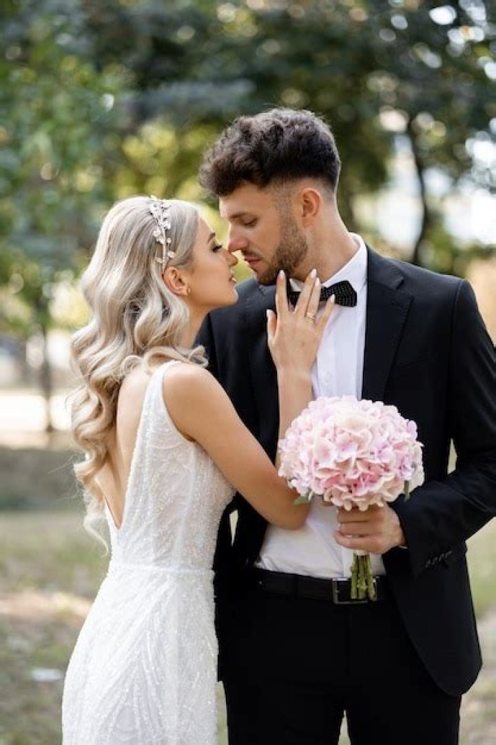 Stunning Bride and Groom's Infectious Energy and Dance Goes Viral on TikTok, Mzansi Shows Them Love