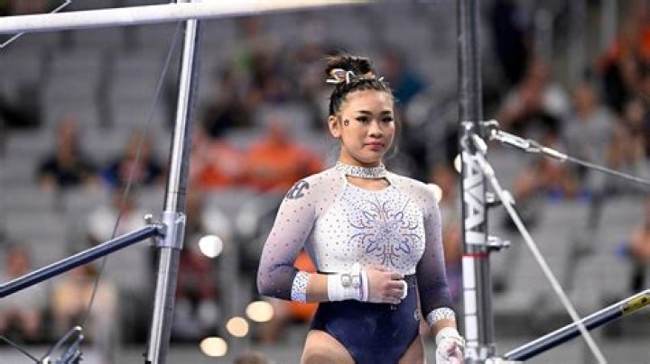 Suni Lee talks pressurepacked freshman year after winning Olympic gold