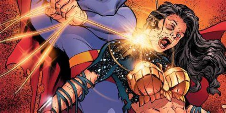 Superman kills Wonder Woman with the lasso of truth