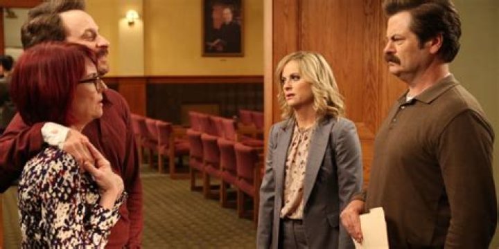 Tammy II and jam talking to Leslie and Ron on Parks and Rec
