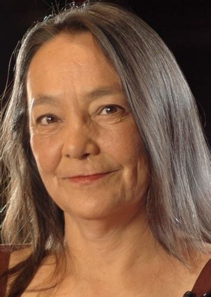 Tantoo Cardinal Fan Casting