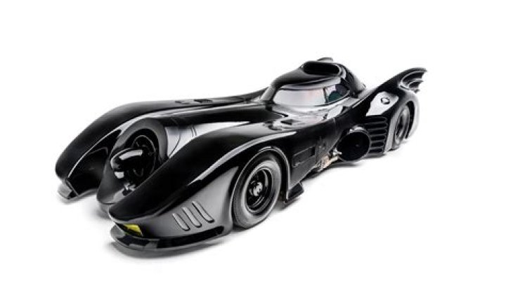 The Batmobile battling parademons in Zack Snyder's Justice League