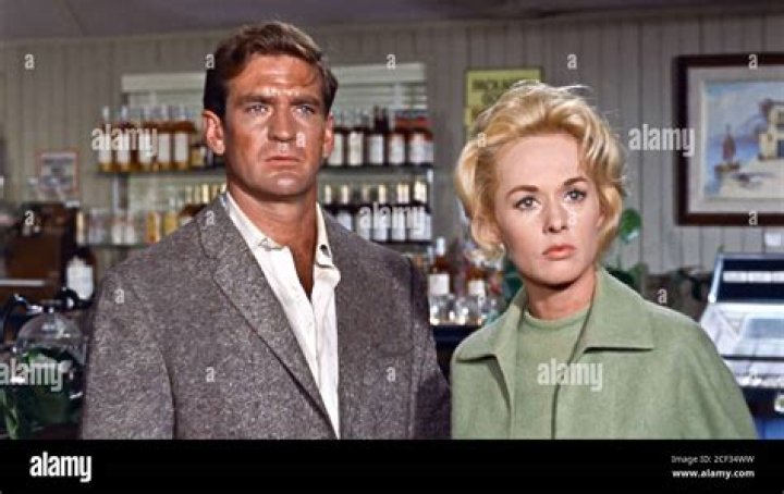 The Birds' Rod Taylor Dies at 84