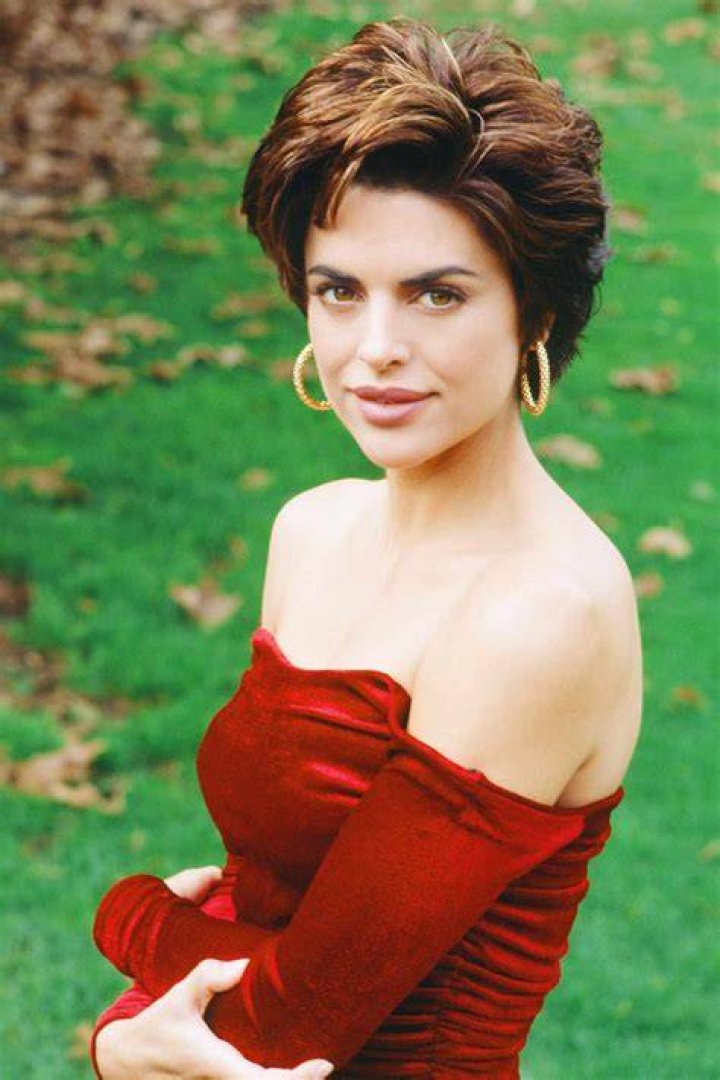 The Heartbreaking Death Of Lisa Rinna's Mother