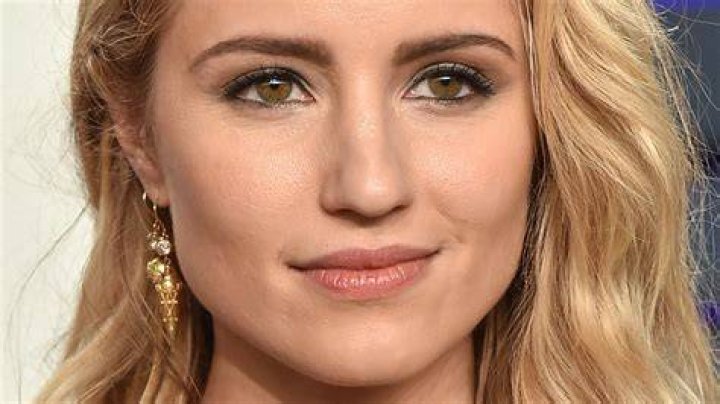 The Makeup And Hair Products Dianna Agron Used On The Glee Set