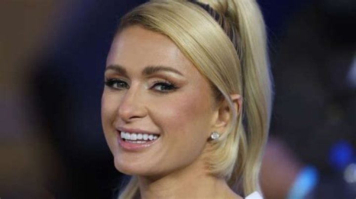 The Most Inappropriate Outfits Worn By Paris Hilton